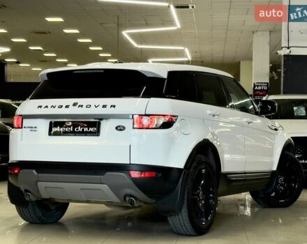 Белый Ленд Ровер Рендж Ровер Эвок, объемом двигателя 2.18 л и пробегом 155 тыс. км за 19399 $, фото 10 на Automoto.ua