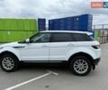 Білий Ленд Ровер Рендж Ровер Евок, об'ємом двигуна 2.18 л та пробігом 190 тис. км за 16500 $, фото 4 на Automoto.ua