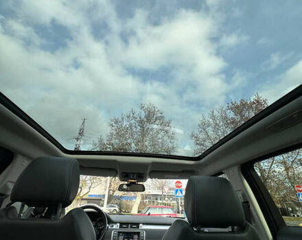 Білий Ленд Ровер Рендж Ровер Евок, об'ємом двигуна 2.18 л та пробігом 72 тис. км за 18500 $, фото 10 на Automoto.ua