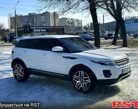 Білий Ленд Ровер Рендж Ровер Евок, об'ємом двигуна 2.2 л та пробігом 22300 тис. км за 16300 $, фото 4 на Automoto.ua