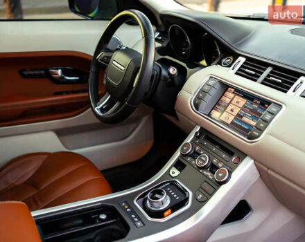 Белый Ленд Ровер Рендж Ровер Эвок, объемом двигателя 2 л и пробегом 73 тыс. км за 17700 $, фото 69 на Automoto.ua