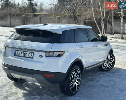 Білий Ленд Ровер Рендж Ровер Евок, об'ємом двигуна 2.2 л та пробігом 223 тис. км за 15800 $, фото 15 на Automoto.ua