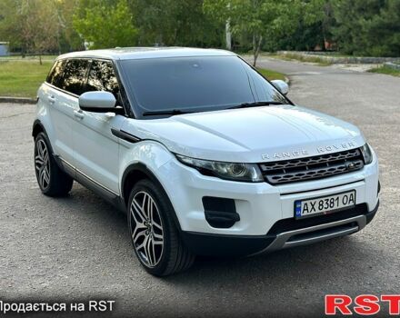 Белый Ленд Ровер Рендж Ровер Эвок, объемом двигателя 2.2 л и пробегом 220 тыс. км за 16800 $, фото 2 на Automoto.ua