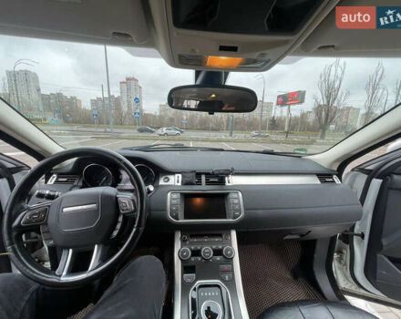 Белый Ленд Ровер Рендж Ровер Эвок, объемом двигателя 2.18 л и пробегом 196 тыс. км за 17950 $, фото 12 на Automoto.ua