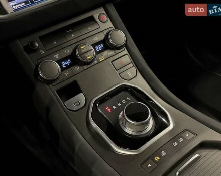 Білий Ленд Ровер Рендж Ровер Евок, об'ємом двигуна 2 л та пробігом 113 тис. км за 16500 $, фото 26 на Automoto.ua