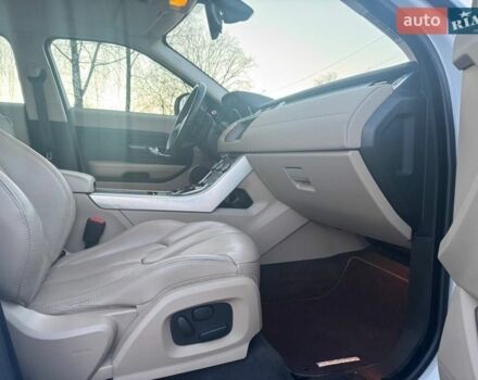 Белый Ленд Ровер Рендж Ровер Эвок, объемом двигателя 2.18 л и пробегом 77 тыс. км за 18500 $, фото 17 на Automoto.ua