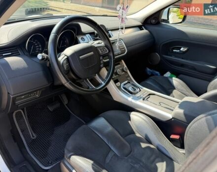 Білий Ленд Ровер Рендж Ровер Евок, об'ємом двигуна 2.18 л та пробігом 187 тис. км за 18200 $, фото 39 на Automoto.ua