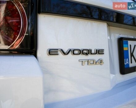 Белый Ленд Ровер Рендж Ровер Эвок, объемом двигателя 2.2 л и пробегом 148 тыс. км за 19000 $, фото 8 на Automoto.ua