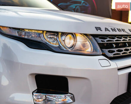 Белый Ленд Ровер Рендж Ровер Эвок, объемом двигателя 2 л и пробегом 73 тыс. км за 17700 $, фото 12 на Automoto.ua