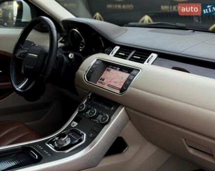 Білий Ленд Ровер Рендж Ровер Евок, об'ємом двигуна 2 л та пробігом 90 тис. км за 18999 $, фото 17 на Automoto.ua