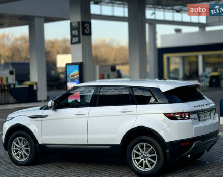 Белый Ленд Ровер Рендж Ровер Эвок, объемом двигателя 2.18 л и пробегом 180 тыс. км за 15500 $, фото 7 на Automoto.ua