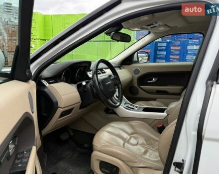 Білий Ленд Ровер Рендж Ровер Евок, об'ємом двигуна 2.18 л та пробігом 190 тис. км за 16500 $, фото 6 на Automoto.ua