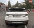 Білий Ленд Ровер Рендж Ровер Евок, об'ємом двигуна 2 л та пробігом 186 тис. км за 15000 $, фото 6 на Automoto.ua