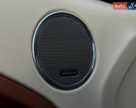 Білий Ленд Ровер Рендж Ровер Евок, об'ємом двигуна 2 л та пробігом 90 тис. км за 18999 $, фото 16 на Automoto.ua