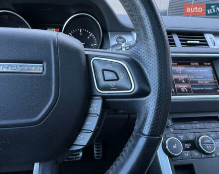 Ленд Ровер Рендж Ровер Эвок 2013 в Киеве на Automoto.ua Белый Ленд Ровер Рендж Ровер Эвок, объемом двигателя 2.18 л и пробегом 124 тыс. км за 18500 $, фото 34 на Automoto.ua