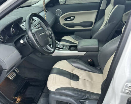 Білий Ленд Ровер Рендж Ровер Евок, об'ємом двигуна 2.18 л та пробігом 130 тис. км за 19999 $, фото 7 на Automoto.ua