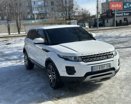 Білий Ленд Ровер Рендж Ровер Евок, об'ємом двигуна 2.2 л та пробігом 223 тис. км за 15800 $, фото 6 на Automoto.ua