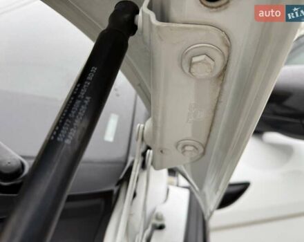 Белый Ленд Ровер Рендж Ровер Эвок, объемом двигателя 2 л и пробегом 104 тыс. км за 18900 $, фото 63 на Automoto.ua