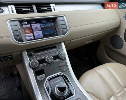 Білий Ленд Ровер Рендж Ровер Евок, об'ємом двигуна 2.18 л та пробігом 190 тис. км за 16500 $, фото 10 на Automoto.ua