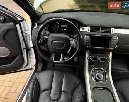 Білий Ленд Ровер Рендж Ровер Евок, об'ємом двигуна 2 л та пробігом 104 тис. км за 16900 $, фото 37 на Automoto.ua