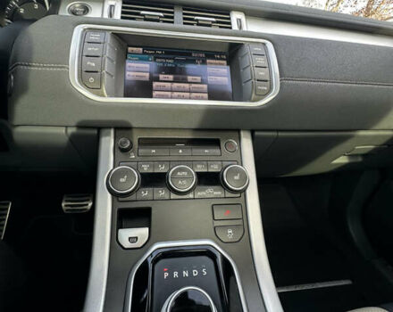 Білий Ленд Ровер Рендж Ровер Евок, об'ємом двигуна 2.18 л та пробігом 72 тис. км за 18500 $, фото 22 на Automoto.ua