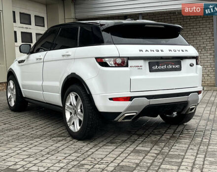 Белый Ленд Ровер Рендж Ровер Эвок, объемом двигателя 2 л и пробегом 105 тыс. км за 18799 $, фото 3 на Automoto.ua