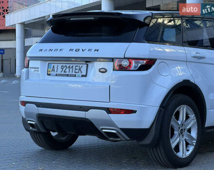 Ленд Ровер Рендж Ровер Эвок 2013 в Киеве на Automoto.ua Белый Ленд Ровер Рендж Ровер Эвок, объемом двигателя 2.18 л и пробегом 124 тыс. км за 18500 $, фото 10 на Automoto.ua