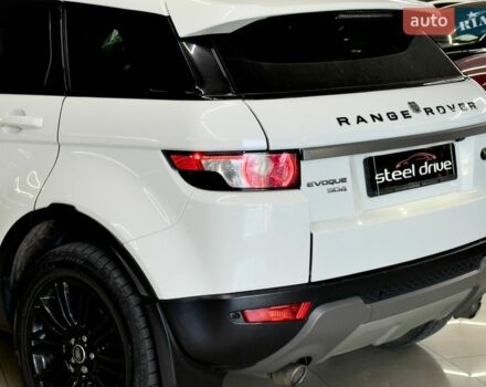 Белый Ленд Ровер Рендж Ровер Эвок, объемом двигателя 2.18 л и пробегом 155 тыс. км за 19399 $, фото 17 на Automoto.ua