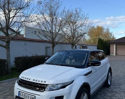 Ленд Ровер Рендж Ровер Эвок 2013 в Киеве на Automoto.ua Белый Ленд Ровер Рендж Ровер Эвок, объемом двигателя 2.18 л и пробегом 150 тыс. км за 23000 $, фото 6 на Automoto.ua