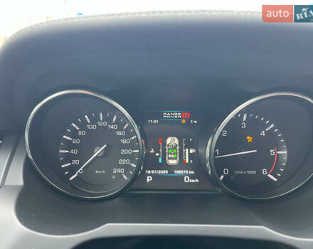 Белый Ленд Ровер Рендж Ровер Эвок, объемом двигателя 2.18 л и пробегом 196 тыс. км за 17950 $, фото 7 на Automoto.ua