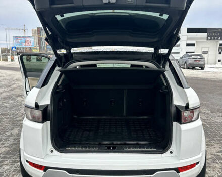 Білий Ленд Ровер Рендж Ровер Евок, об'ємом двигуна 2.18 л та пробігом 130 тис. км за 19999 $, фото 22 на Automoto.ua