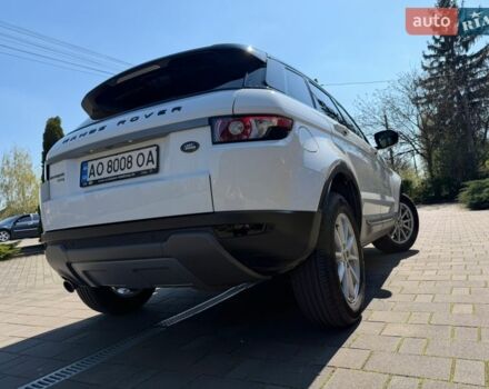 Білий Ленд Ровер Рендж Ровер Евок, об'ємом двигуна 2.18 л та пробігом 187 тис. км за 18200 $, фото 23 на Automoto.ua