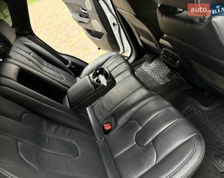 Білий Ленд Ровер Рендж Ровер Евок, об'ємом двигуна 2 л та пробігом 104 тис. км за 17950 $, фото 56 на Automoto.ua