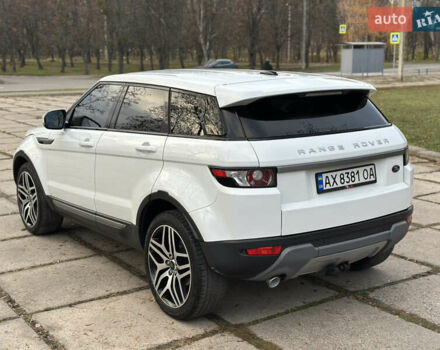 Белый Ленд Ровер Рендж Ровер Эвок, объемом двигателя 2.2 л и пробегом 220 тыс. км за 15600 $, фото 13 на Automoto.ua