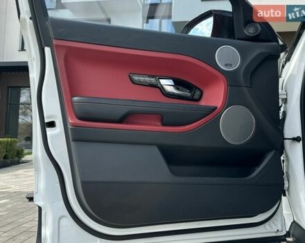 Белый Ленд Ровер Рендж Ровер Эвок, объемом двигателя 2.2 л и пробегом 158 тыс. км за 16500 $, фото 43 на Automoto.ua