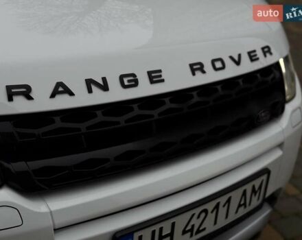 Білий Ленд Ровер Рендж Ровер Евок, об'ємом двигуна 2 л та пробігом 104 тис. км за 17950 $, фото 9 на Automoto.ua