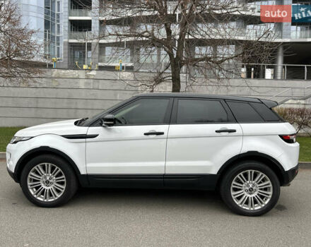 Білий Ленд Ровер Рендж Ровер Евок, об'ємом двигуна 2 л та пробігом 154 тис. км за 14000 $, фото 2 на Automoto.ua