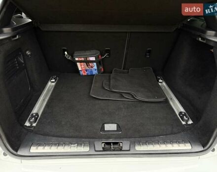 Белый Ленд Ровер Рендж Ровер Эвок, объемом двигателя 2 л и пробегом 104 тыс. км за 18900 $, фото 67 на Automoto.ua