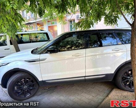 Білий Ленд Ровер Рендж Ровер Евок, об'ємом двигуна 2.2 л та пробігом 145 тис. км за 20000 $, фото 1 на Automoto.ua