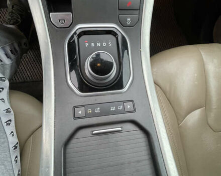 Белый Ленд Ровер Рендж Ровер Эвок, объемом двигателя 2.18 л и пробегом 276 тыс. км за 16300 $, фото 15 на Automoto.ua