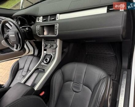 Білий Ленд Ровер Рендж Ровер Евок, об'ємом двигуна 2 л та пробігом 104 тис. км за 16900 $, фото 51 на Automoto.ua