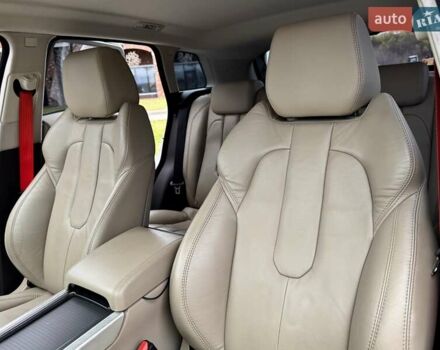 Ленд Ровер Рендж Ровер Евок 2013 у Києві на Automoto.ua Білий Ленд Ровер Рендж Ровер Евок, об'ємом двигуна 2.18 л та пробігом 170 тис. км за 17900 $, фото 22 на Automoto.ua