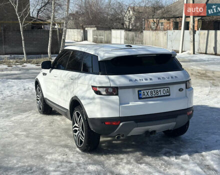 Білий Ленд Ровер Рендж Ровер Евок, об'ємом двигуна 2.2 л та пробігом 223 тис. км за 15800 $, фото 10 на Automoto.ua