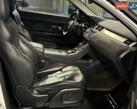 Білий Ленд Ровер Рендж Ровер Евок, об'ємом двигуна 2 л та пробігом 113 тис. км за 16500 $, фото 25 на Automoto.ua