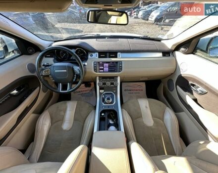 Білий Ленд Ровер Рендж Ровер Евок, об'ємом двигуна 2 л та пробігом 186 тис. км за 10500 $, фото 9 на Automoto.ua