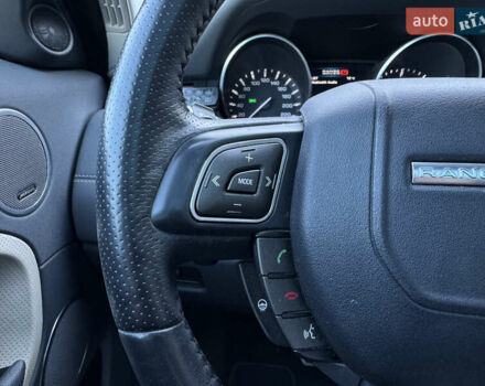 Ленд Ровер Рендж Ровер Эвок 2013 в Киеве на Automoto.ua Белый Ленд Ровер Рендж Ровер Эвок, объемом двигателя 2.18 л и пробегом 124 тыс. км за 18500 $, фото 33 на Automoto.ua