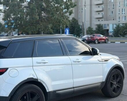 Білий Ленд Ровер Рендж Ровер Евок, об'ємом двигуна 2 л та пробігом 200 тис. км за 12500 $, фото 14 на Automoto.ua