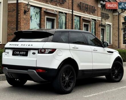 Ленд Ровер Рендж Ровер Евок 2013 у Києві на Automoto.ua Білий Ленд Ровер Рендж Ровер Евок, об'ємом двигуна 2.18 л та пробігом 170 тис. км за 17900 $, фото 10 на Automoto.ua