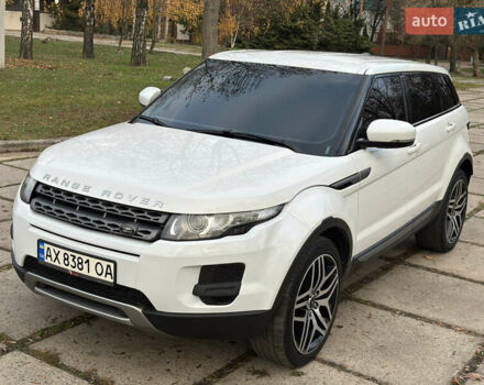 Белый Ленд Ровер Рендж Ровер Эвок, объемом двигателя 2.2 л и пробегом 220 тыс. км за 15600 $, фото 3 на Automoto.ua