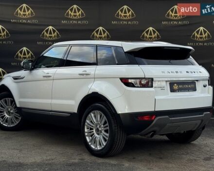Білий Ленд Ровер Рендж Ровер Евок, об'ємом двигуна 2 л та пробігом 90 тис. км за 18999 $, фото 3 на Automoto.ua